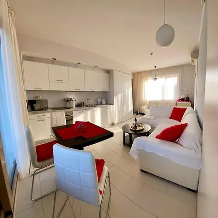 Seascape Bliss ابزور